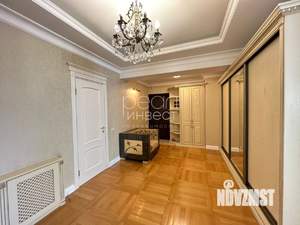 3-к квартира, вторичка, 90м2, 6/19 этаж