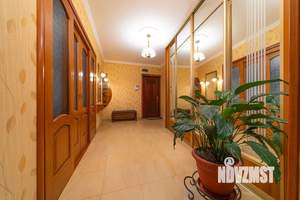 3-к квартира, вторичка, 141м2, 5/20 этаж