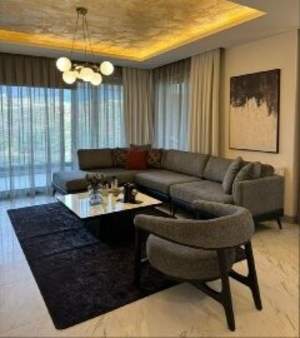 2-к квартира, вторичка, 100м2, 3/5 этаж