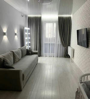 2-к квартира, вторичка, 76м2, 2/2 этаж