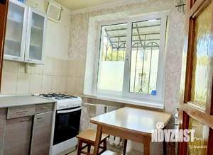 2-к квартира, вторичка, 44м2, 1/4 этаж