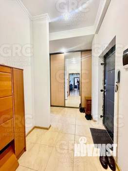 2-к квартира, вторичка, 67м2, 1/5 этаж