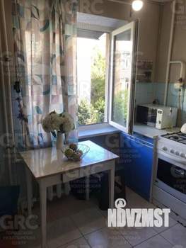 2-к квартира, вторичка, 42м2, 3/5 этаж