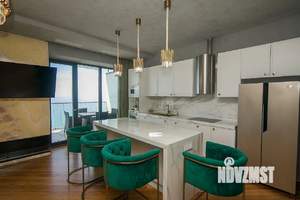 3-к квартира, вторичка, 100м2, 22/30 этаж