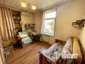 4-к квартира, вторичка, 68м2, 2/2 этаж