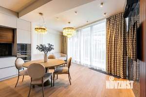 3-к квартира, вторичка, 133м2, 13/25 этаж