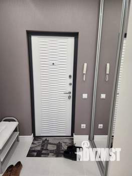 2-к квартира, вторичка, 52м2, 9/17 этаж