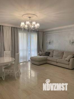 2-к квартира, вторичка, 84м2, 13/18 этаж
