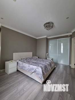 4-к квартира, вторичка, 135м2, 12/13 этаж
