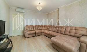 3-к квартира, вторичка, 90м2, 2/4 этаж