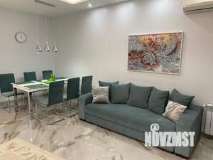 2-к квартира, вторичка, 100м2, 19/27 этаж