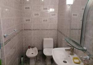 2-к квартира, вторичка, 70м2, 2/4 этаж