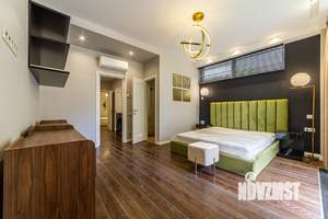 2-к квартира, вторичка, 80м2, 1/3 этаж