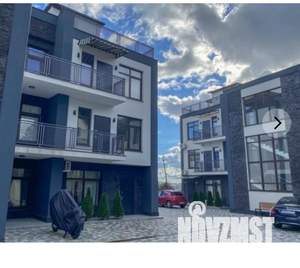 2-к квартира, вторичка, 80м2, 3/3 этаж