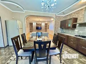 3-к квартира, вторичка, 125м2, 1/5 этаж