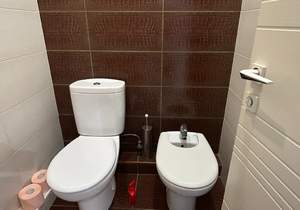 3-к квартира, вторичка, 100м2, 1/10 этаж