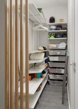 2-к квартира, вторичка, 45м2, 1/9 этаж