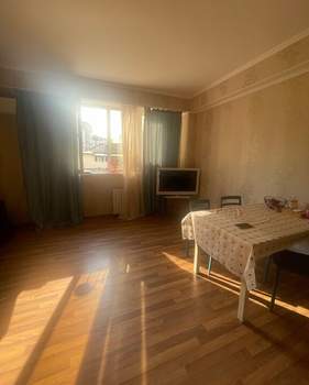 2-к квартира, вторичка, 64м2, 1/12 этаж