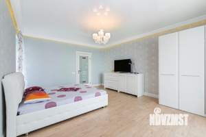 3-к квартира, вторичка, 119м2, 8/25 этаж