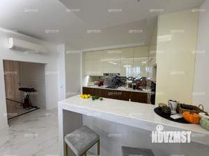 3-к квартира, вторичка, 139м2, 8/19 этаж