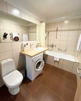 2-к квартира, вторичка, 63м2, 6/15 этаж