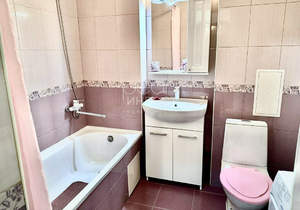 2-к квартира, вторичка, 50м2, 1/10 этаж