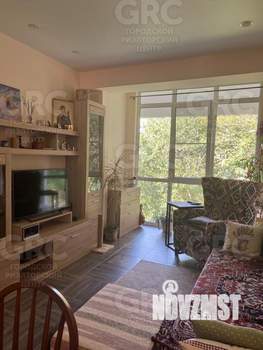 2-к квартира, вторичка, 43м2, 3/3 этаж