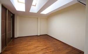 3-к квартира, вторичка, 230м2, 8/8 этаж