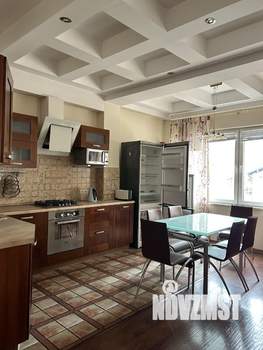 3-к квартира, вторичка, 116м2, 2/8 этаж