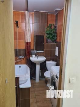 2-к квартира, вторичка, 35м2, 1/4 этаж