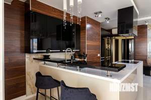 2-к квартира, вторичка, 128м2, 12/12 этаж