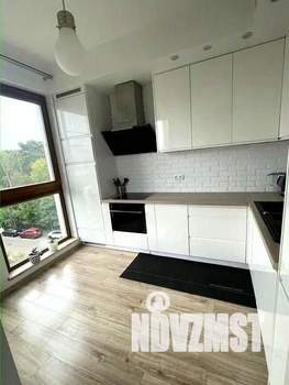 2-к квартира, вторичка, 58м2, 3/4 этаж