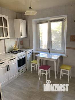 2-к квартира, вторичка, 47м2, 3/5 этаж