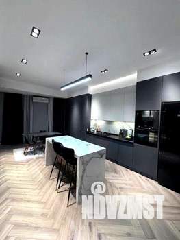 2-к квартира, вторичка, 55м2, 18/21 этаж