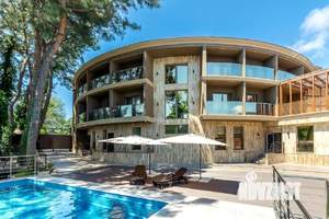 2-к квартира, вторичка, 60м2, 3/3 этаж