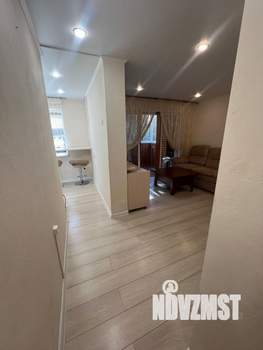 2-к квартира, вторичка, 50м2, 1/4 этаж