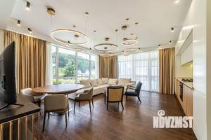 2-к квартира, вторичка, 80м2, 1/3 этаж