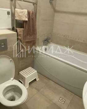 2-к квартира, вторичка, 75м2, 3/4 этаж