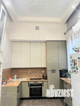 Студия квартира, вторичка, 67м2, 1/3 этаж