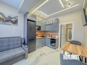 1-к квартира, вторичка, 42м2, 3/12 этаж