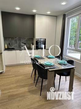 2-к квартира, вторичка, 41м2, 1/4 этаж