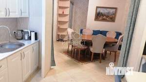 2-к квартира, вторичка, 74м2, 1/5 этаж