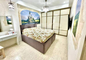 3-к квартира, вторичка, 85м2, 1/19 этаж