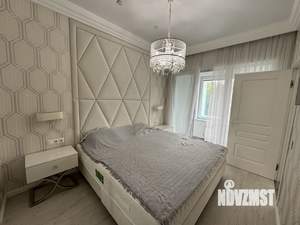 2-к квартира, вторичка, 90м2, 8/17 этаж
