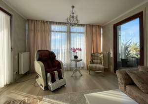 4-к квартира, вторичка, 292м2, 1/3 этаж