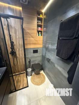 Студия квартира, вторичка, 35м2, 1/10 этаж