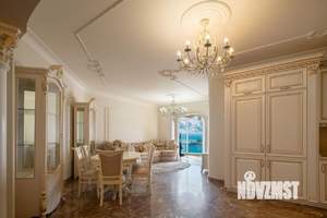 4-к квартира, вторичка, 214м2, 23/23 этаж