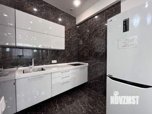 2-к квартира, вторичка, 64м2, 9/16 этаж
