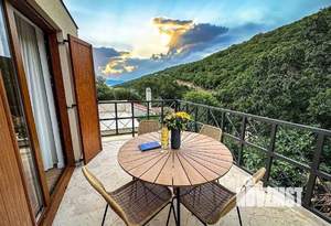 2-к квартира, вторичка, 55м2, 3/5 этаж