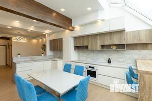 4-к квартира, вторичка, 180м2, 23/23 этаж
